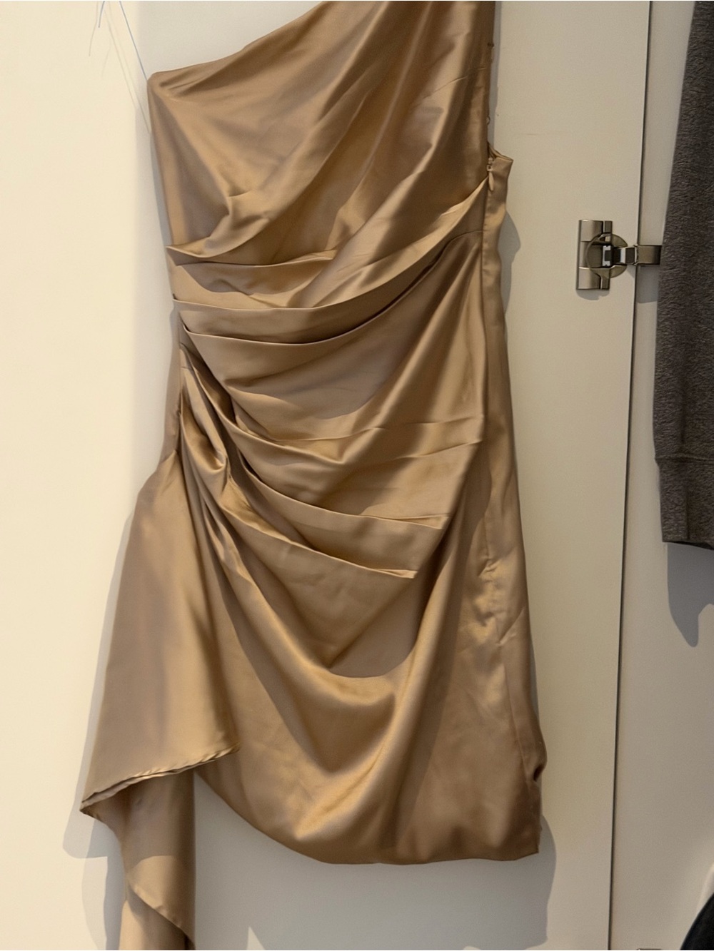 One-Shoulder Ruched Satin Mini Dress in Cream - Picture 4 of 9